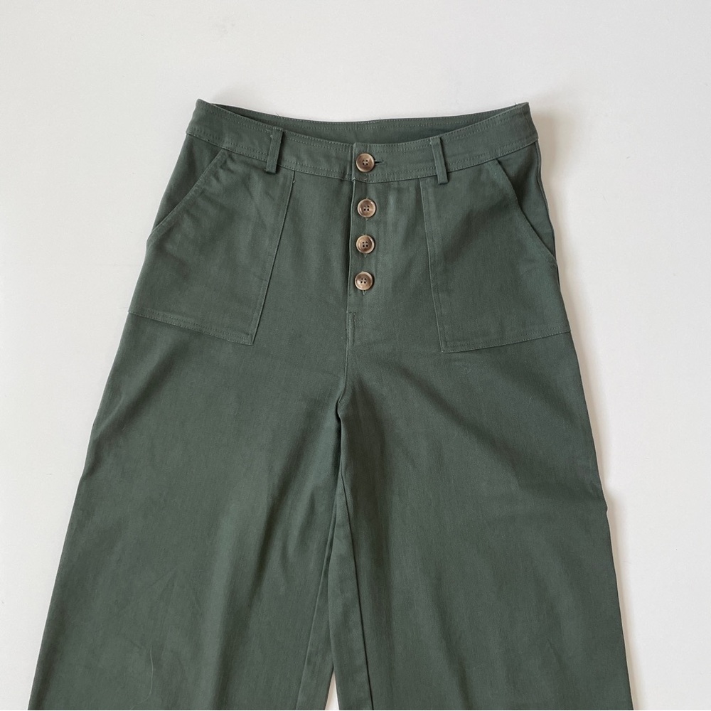 Francesca’s Moriah Button Front Culotte Pants High-Waisted Olive Green, Size M - Picture 5 of 9